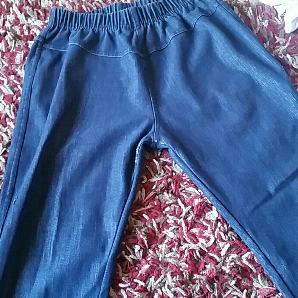 YiTong stretchy jeans